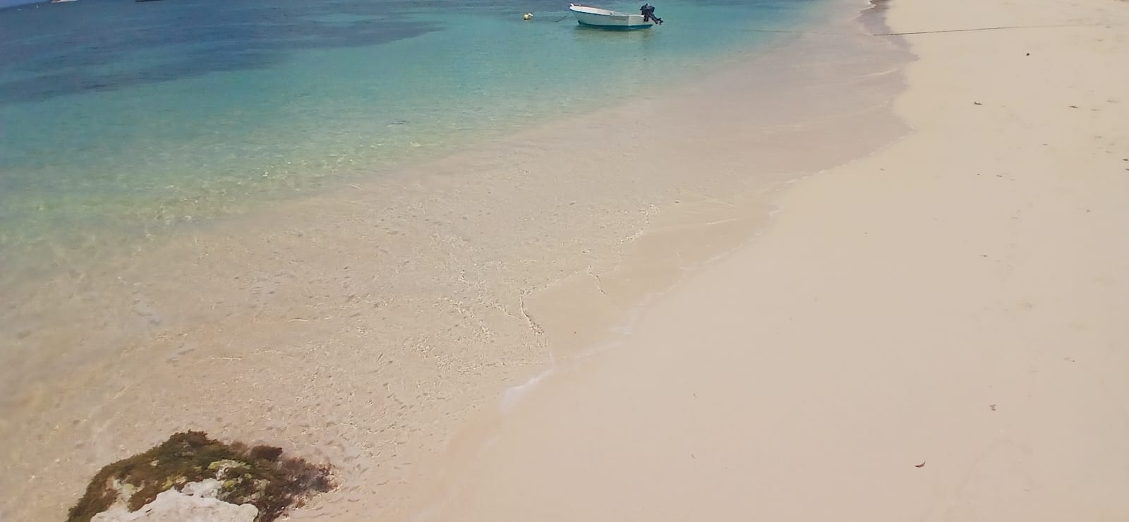 Crique Lagoon